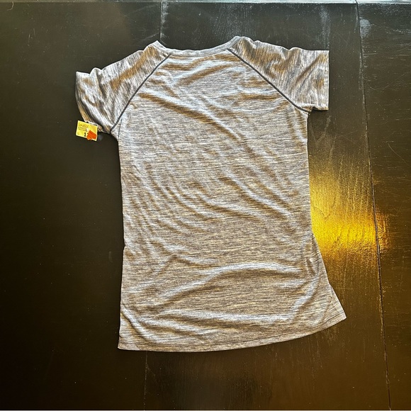 NWT Detroit Tigers Medium Gray and Orange Baseball MLB Deep V Neck - Picture 4 of 6